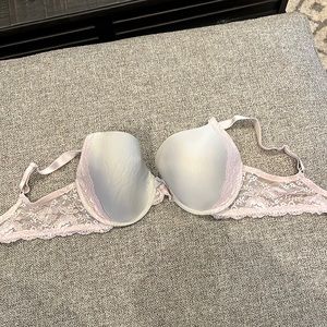 Victoria’s Secret Dream Angels Bra size 36DD